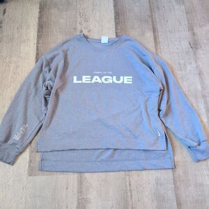 Nike Yoga Sweatshirt Womens Size M Gray  Boxy Fit High Low